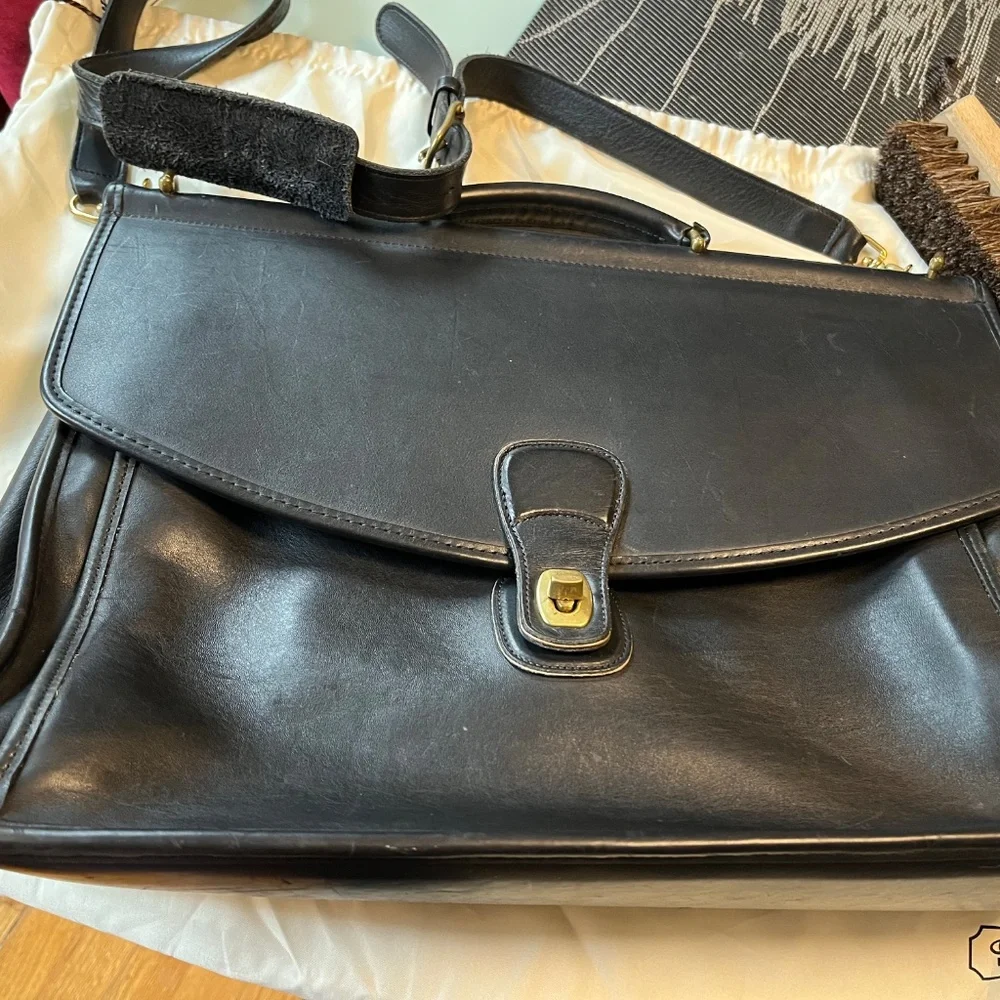 Vintage. Coach 1990s Beekman cowhide briefcase